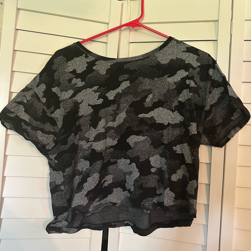 Stylish Black and Gray Camouflage fitness Women's Top